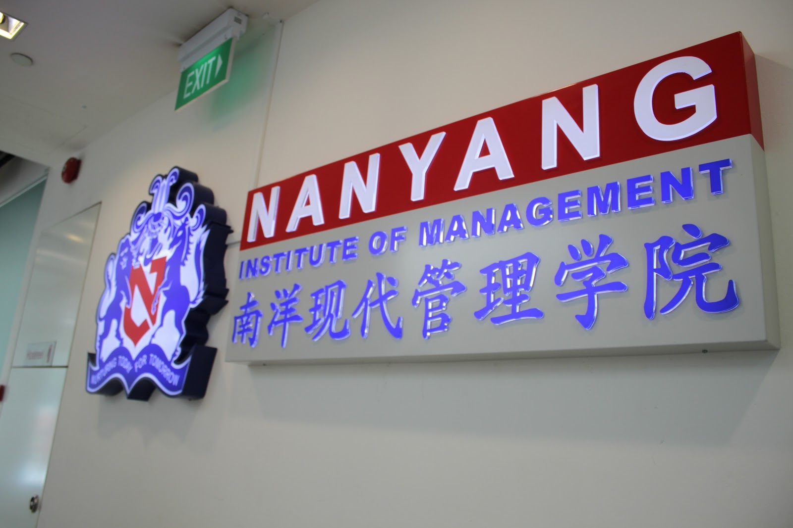 Giới thiệu đôi nét về  Học viện quản lý Nanyang, Singapore