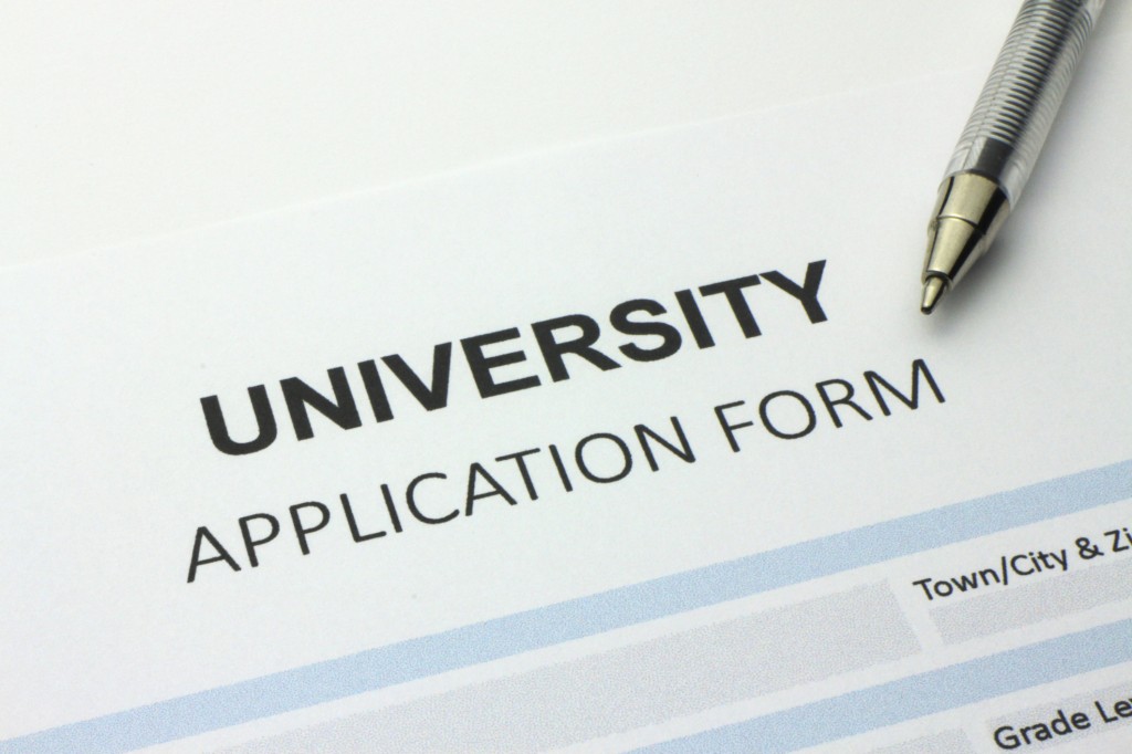 Cách tránh những lỗi sai trong đơn đăng ký nhập học tại trường đại học, cao đẳng