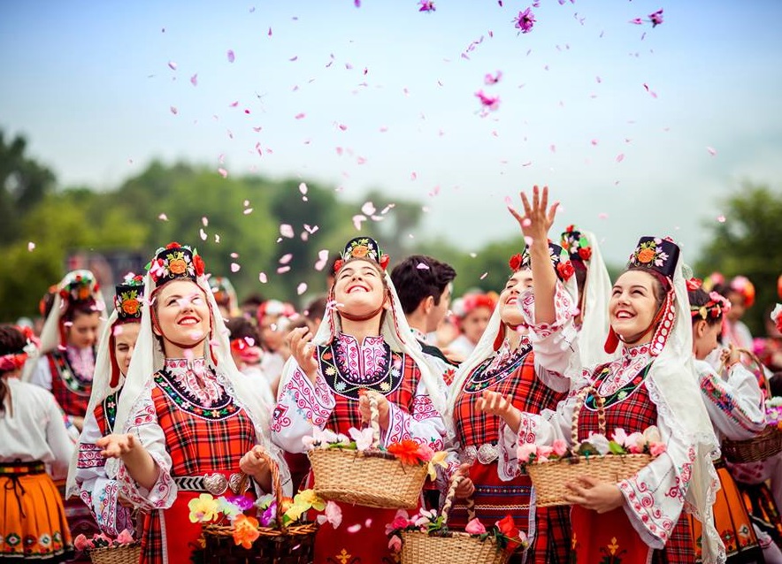 lễ hội hoa hồng tại Bulgaria